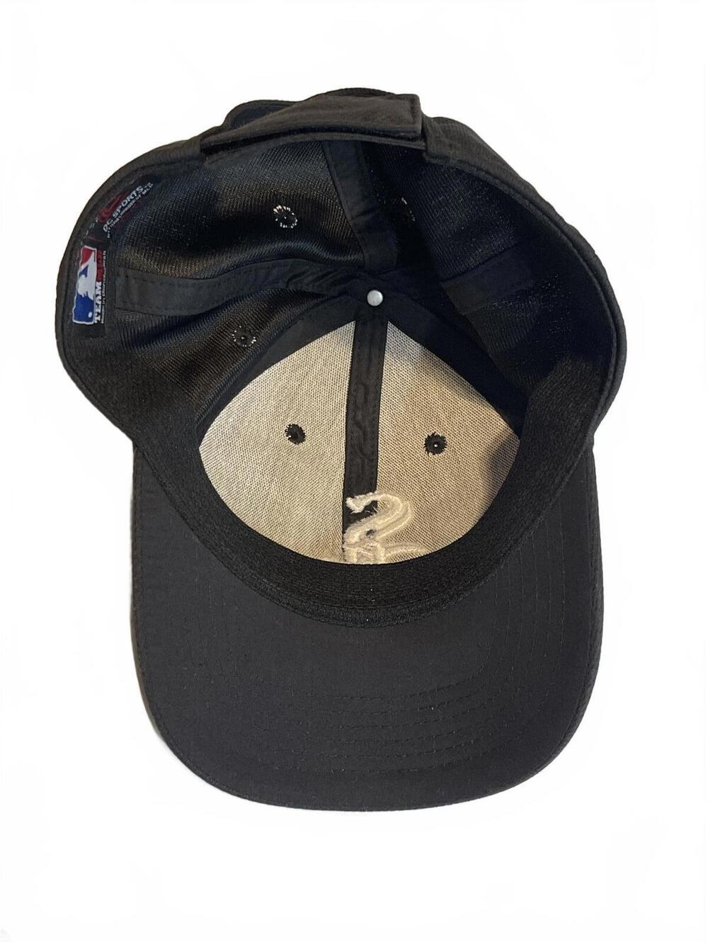 Team MLB Chicago White Sox Youth Black Baseball Cap DC Sports - Adjustable Back - Picture 5 of 6